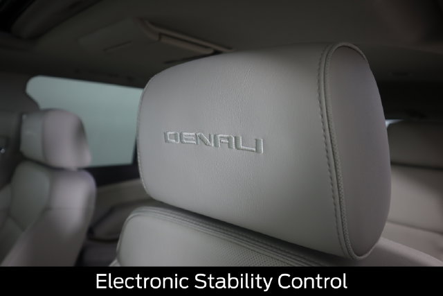Used 2020 GMC Yukon Denali w/ Denali Ultimate Package AWD/4WD image 40