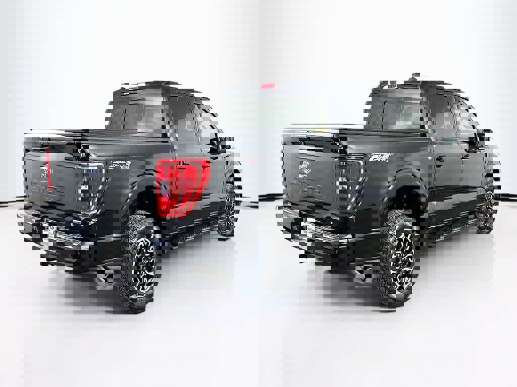 Certified 2022 Ford F150 XLT w/ Equipment Group 302A High image 5