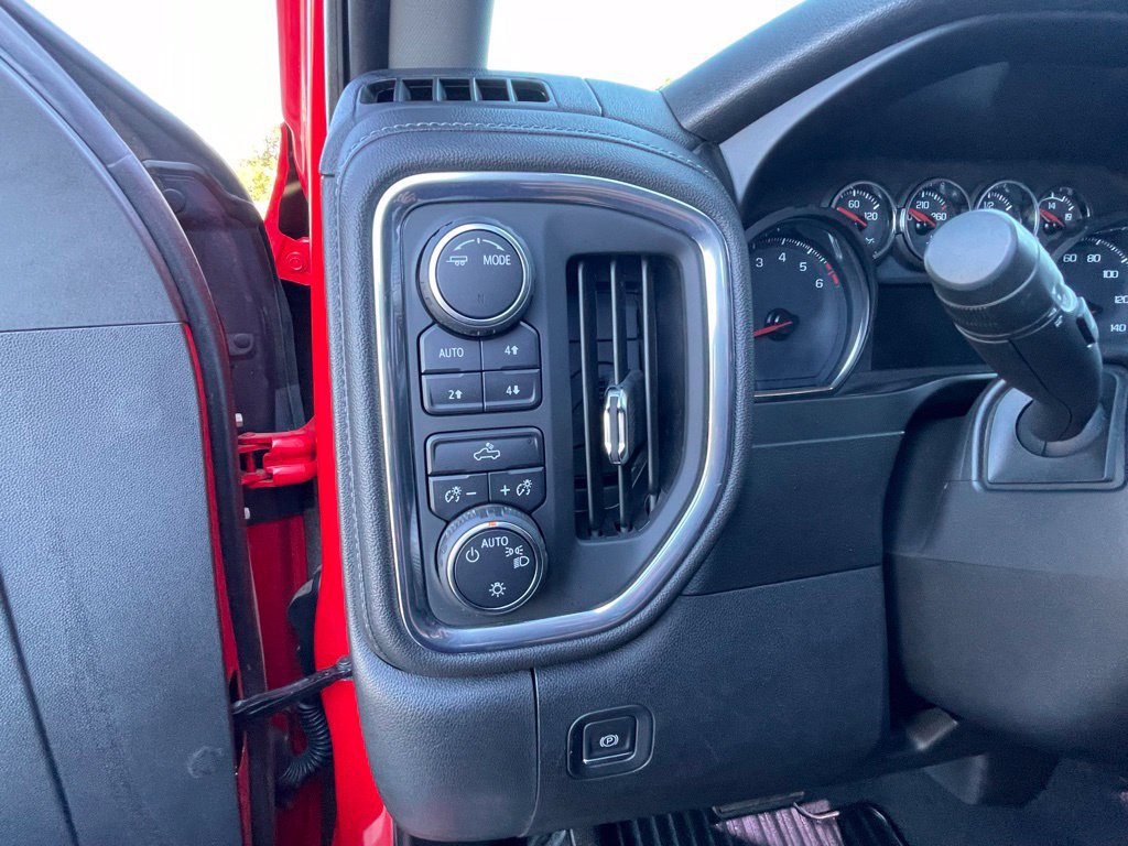 Used 2021 Chevrolet Silverado 1500 LT w/ Texas Edition Plus AWD/4WD image 13