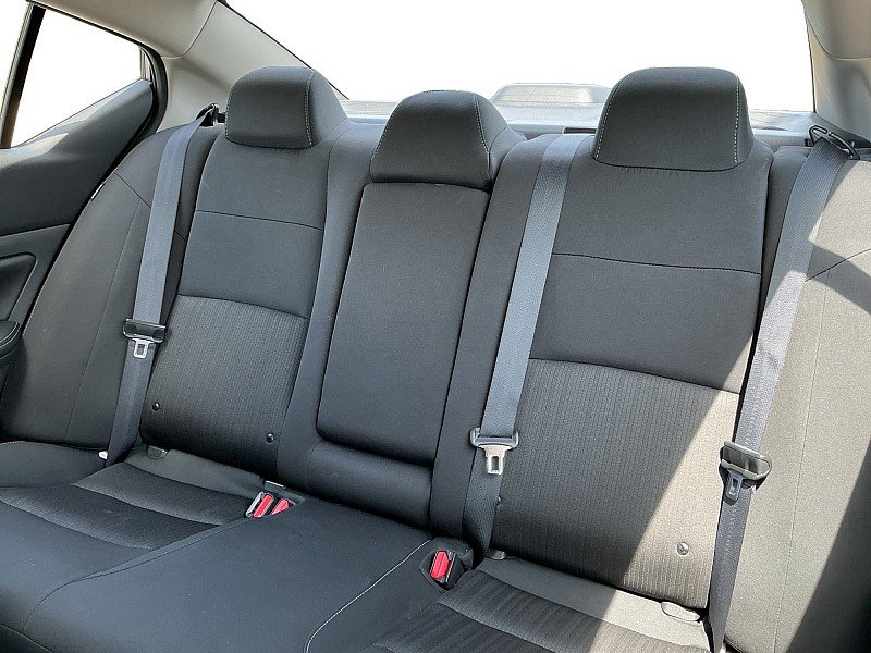 Used 2025 Nissan Altima 2.5 SV FWD image 12