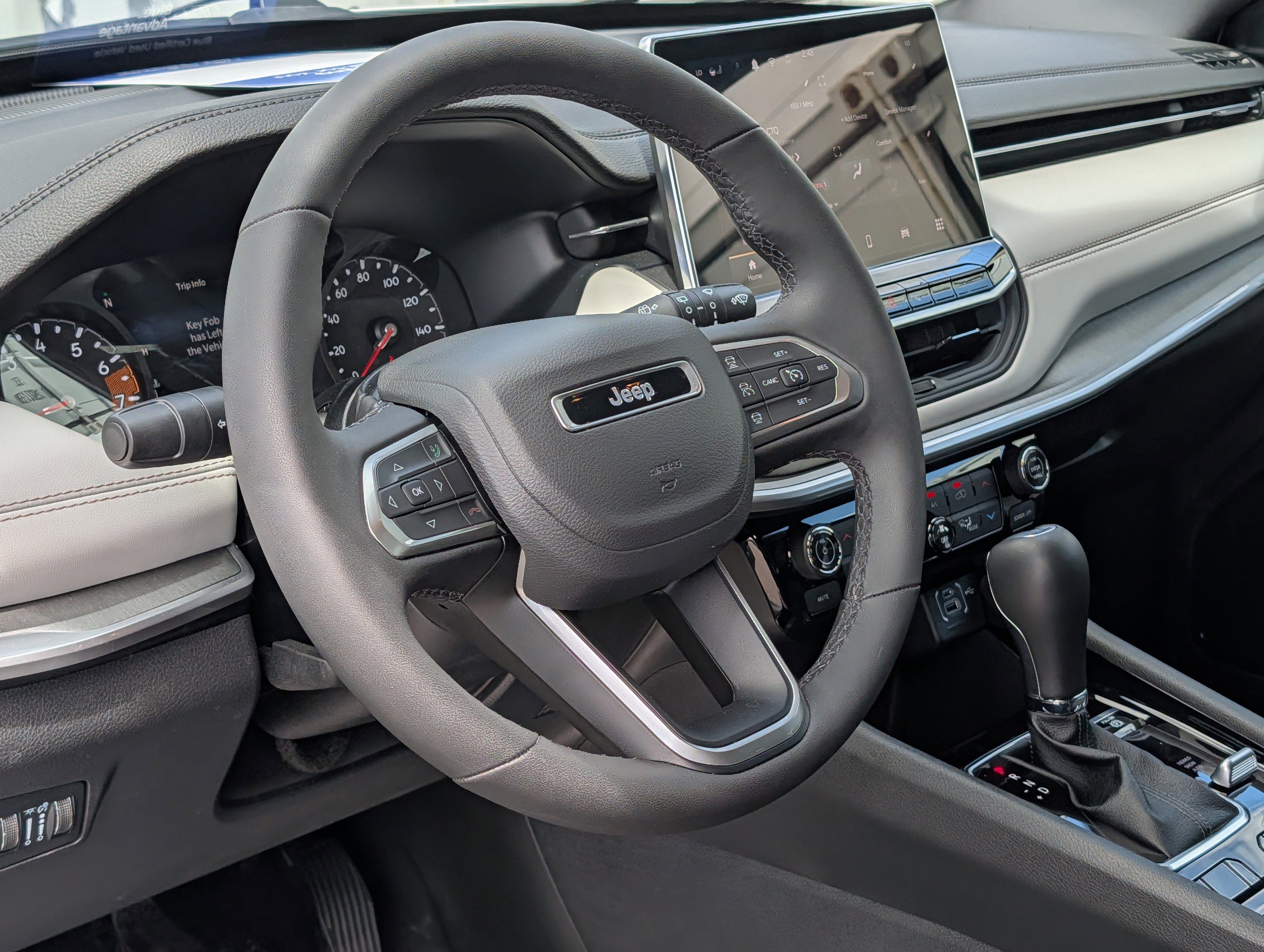 Used 2026 Jeep Compass Limited image 22