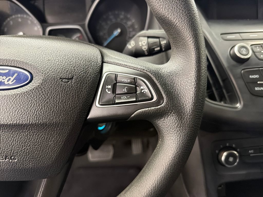 Certified 2018 Ford Focus S FWD image 21