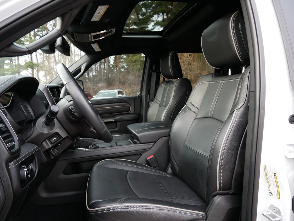 Used 2023 RAM 2500 Limited w/ Night Edition AWD/4WD image 16
