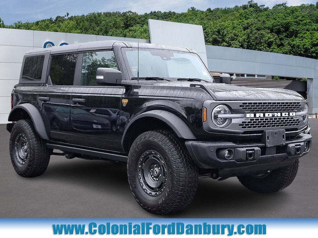 Certified 2025 Ford Bronco Badlands AWD/4WD image 1