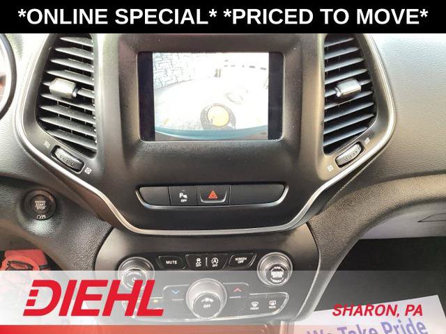 Used 2020 Jeep Cherokee Latitude Plus AWD/4WD image 27