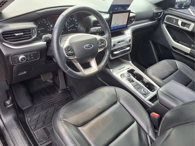 Certified 2020 Ford Explorer XLT w/ Equipment Group 202A AWD/4WD image 21