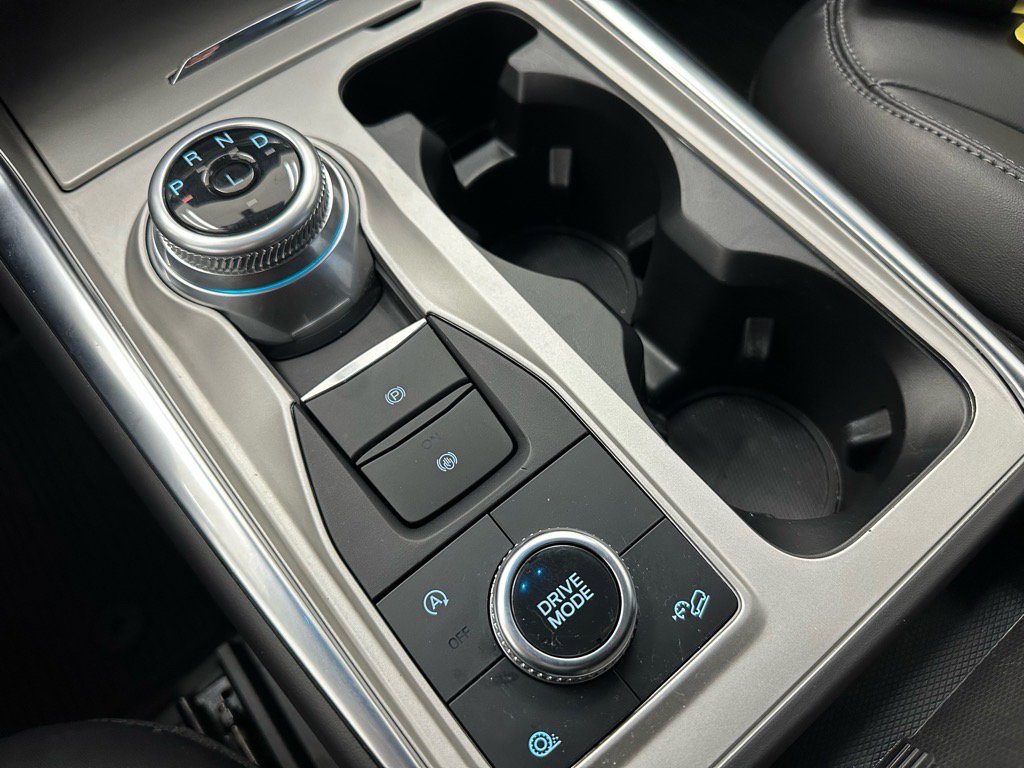 Certified 2024 Ford Explorer XLT w/ Equipment Group 202A image 41