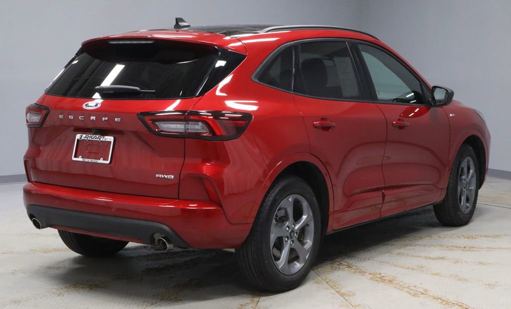 Certified 2023 Ford Escape ST-Line w/ Tech Pack #1 image 5