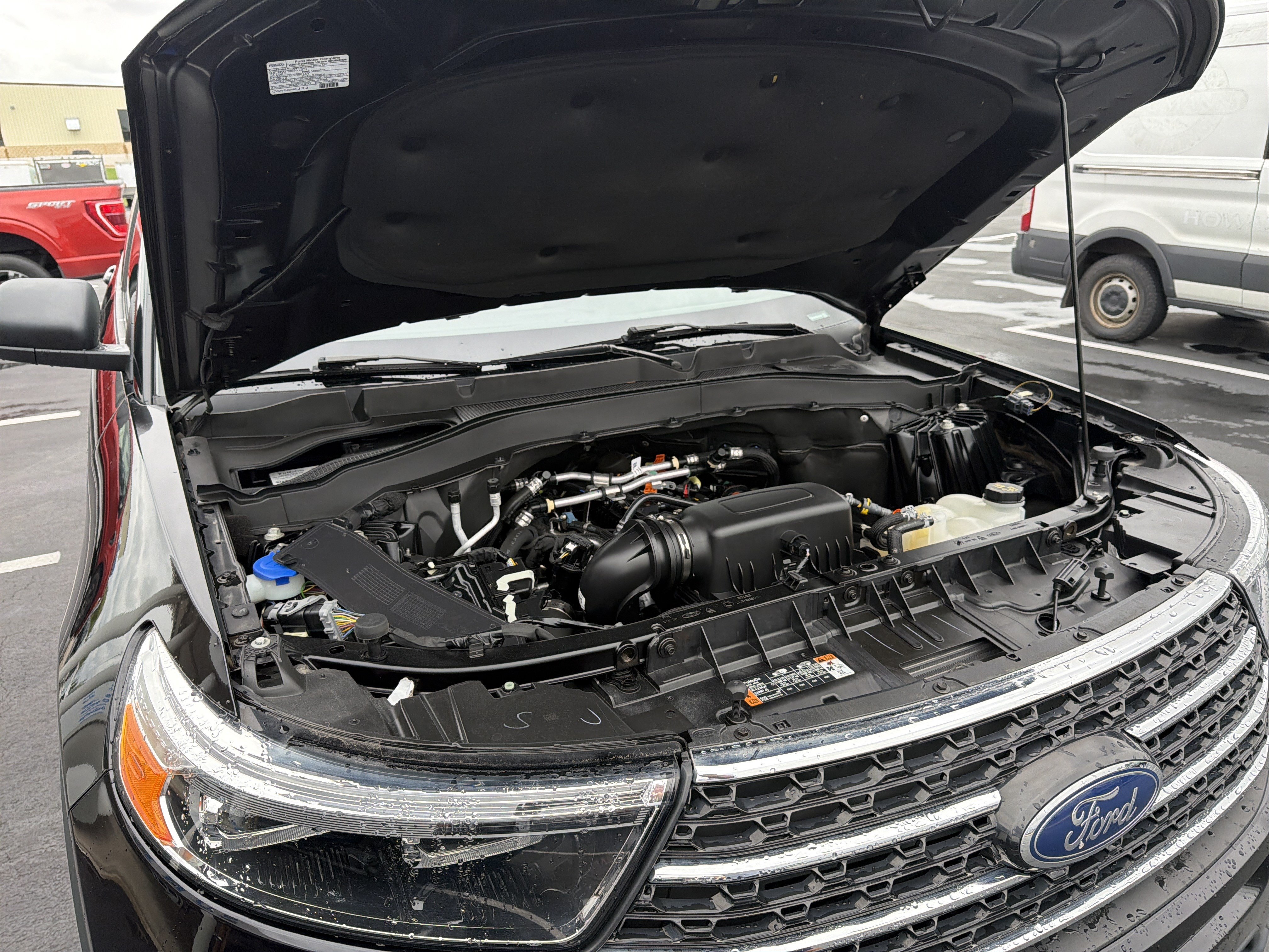 Certified 2024 Ford Explorer XLT w/ Equipment Group 202A AWD/4WD image 44