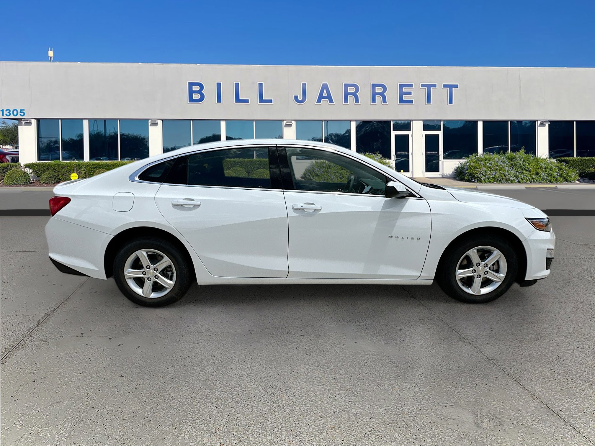 Used 2024 Chevrolet Malibu LS w/ Driver Confidence Package FWD image 8