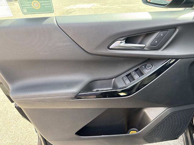 Used 2025 Chevrolet Equinox LT image 17