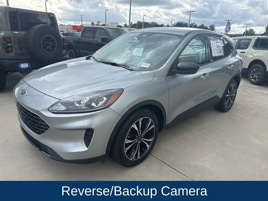 Certified 2022 Ford Escape SE w/ SE Sport Appearance Package