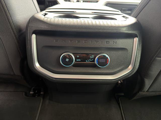 Certified 2025 Ford Expedition Active image 37