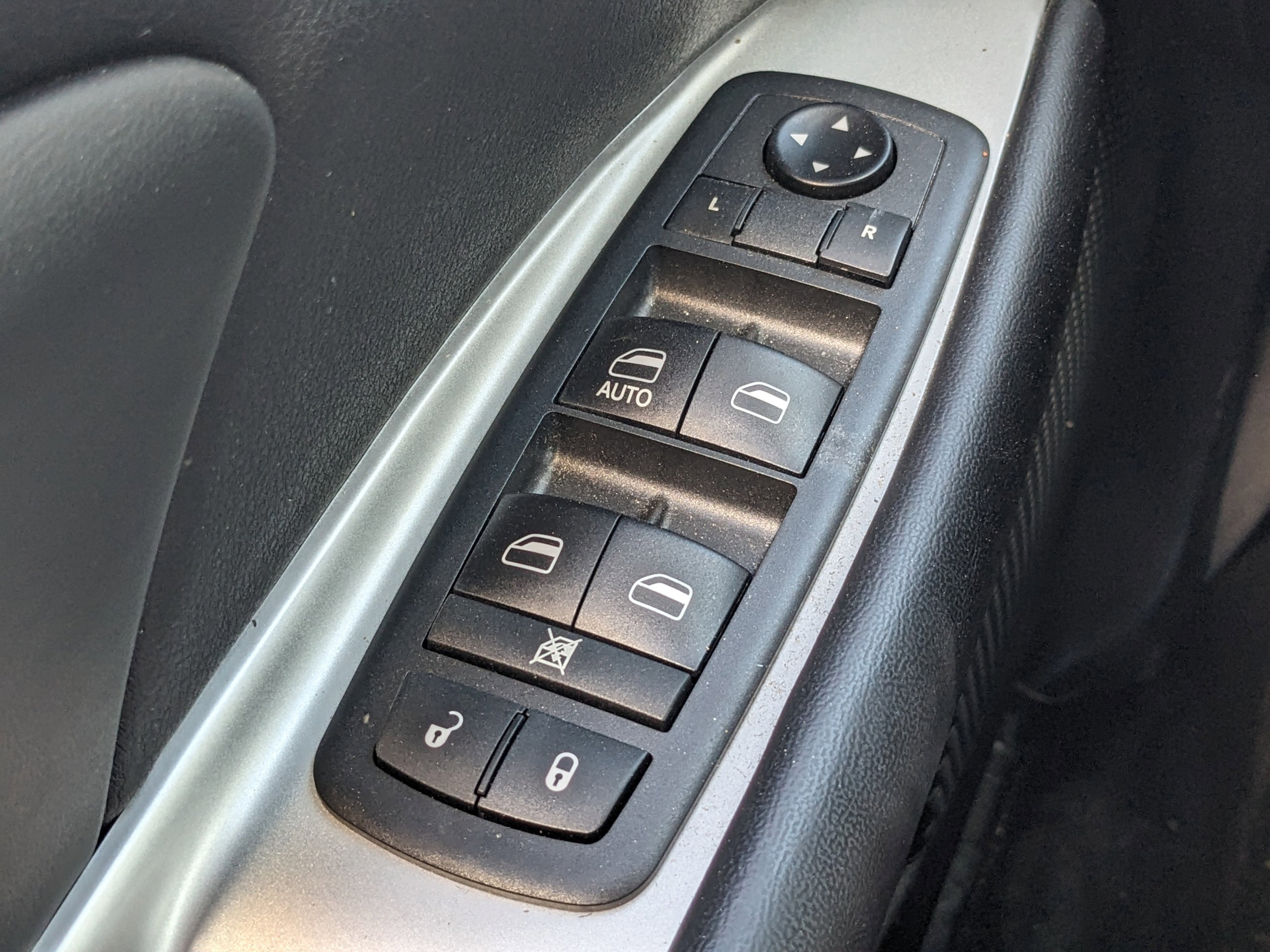 Used 2018 Dodge Journey SE w/ Connectivity Group image 18