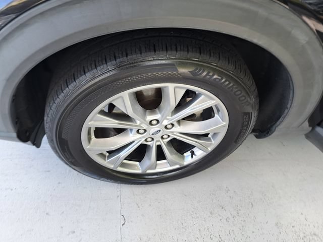 Certified 2021 Ford Explorer Limited RWD image 30