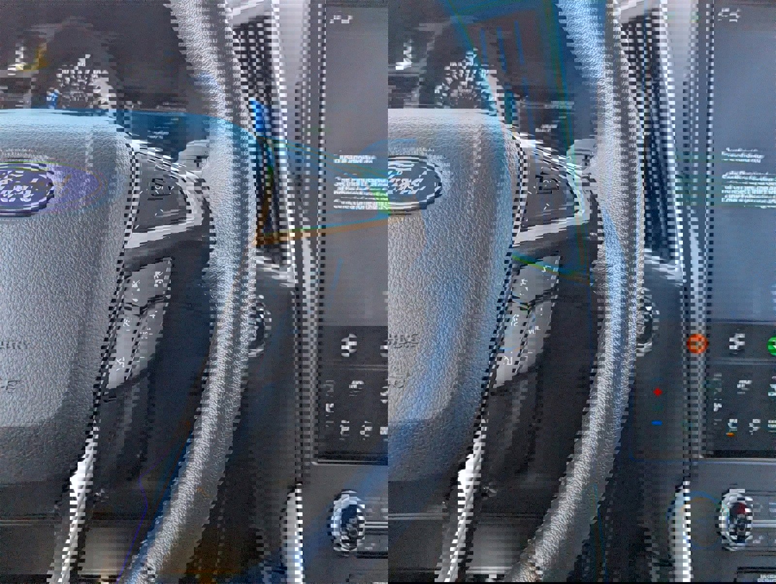 Certified 2024 Ford Edge Titanium image 23