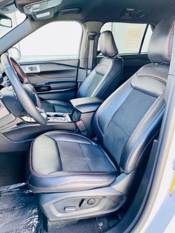 Certified 2024 Ford Explorer ST-Line w/ Class IV Trailer Tow Package AWD/4WD image 11