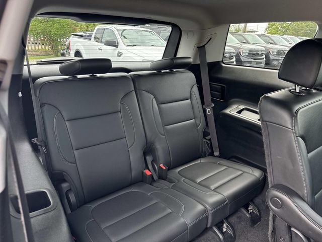 Used 2022 GMC Acadia SLT w/ Technology Package AWD/4WD image 9