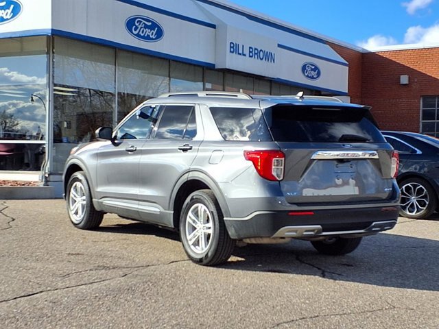 Certified 2024 Ford Explorer XLT w/ Equipment Group 202A AWD/4WD image 2