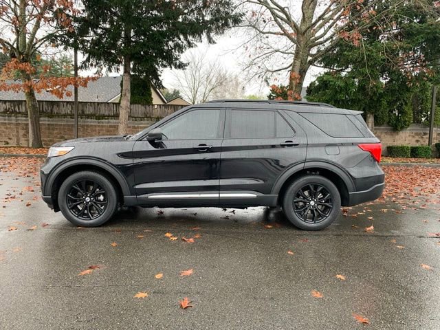 Certified 2023 Ford Explorer XLT w/ Equipment Group 202A image 2