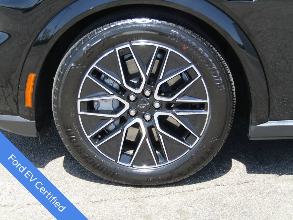 Certified 2025 Ford Mustang Mach-E Premium AWD/4WD image 6