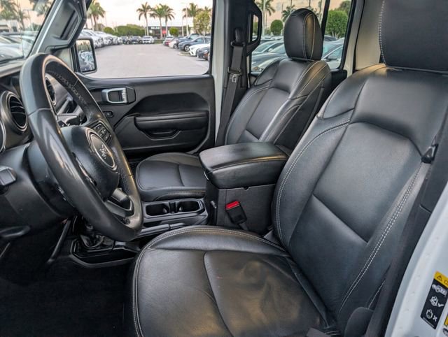 Used 2023 Jeep Gladiator Sport image 9