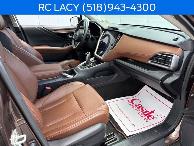 Used 2020 Subaru Outback Touring AWD/4WD image 2
