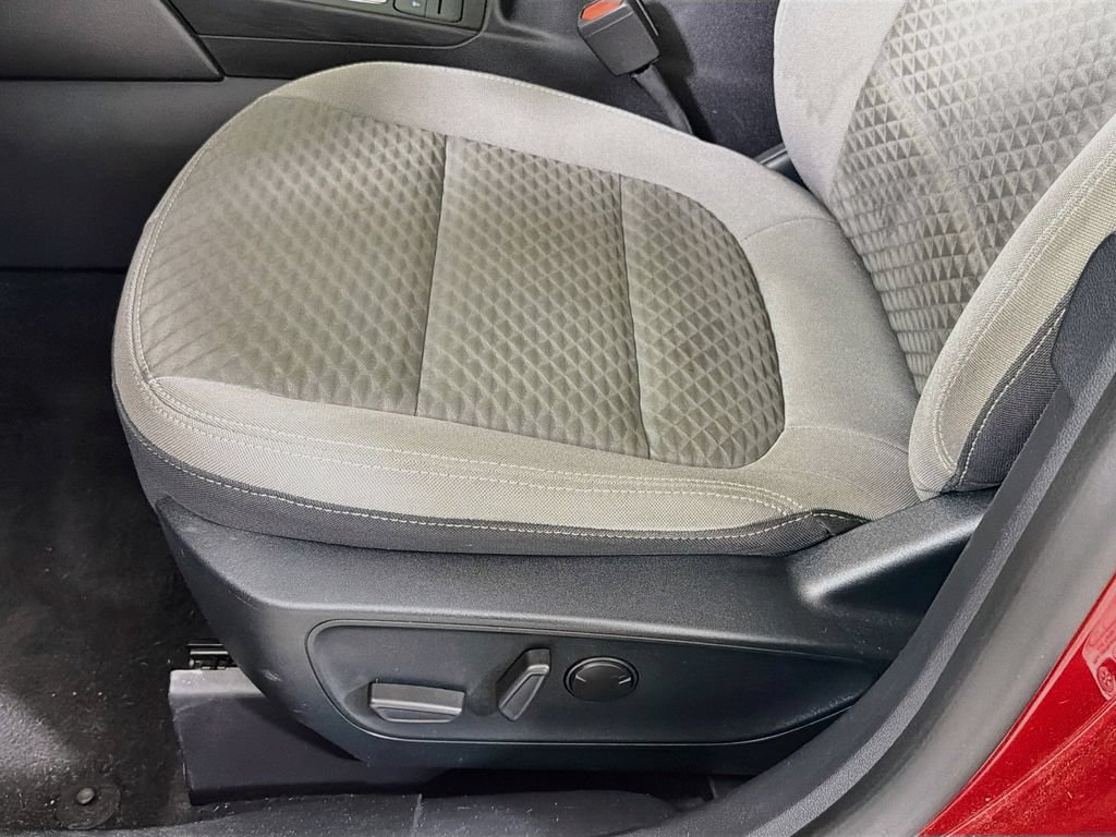 Certified 2020 Ford Escape SE FWD image 22
