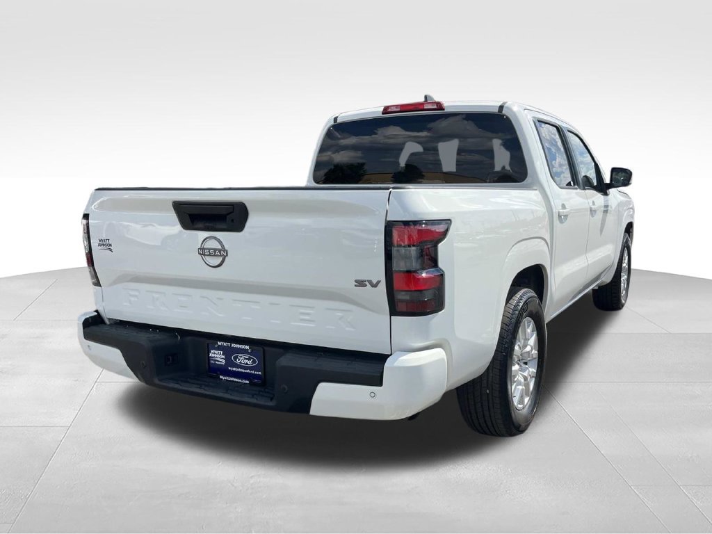 Used 2023 Nissan Frontier SV w/ Technology Package RWD image 3