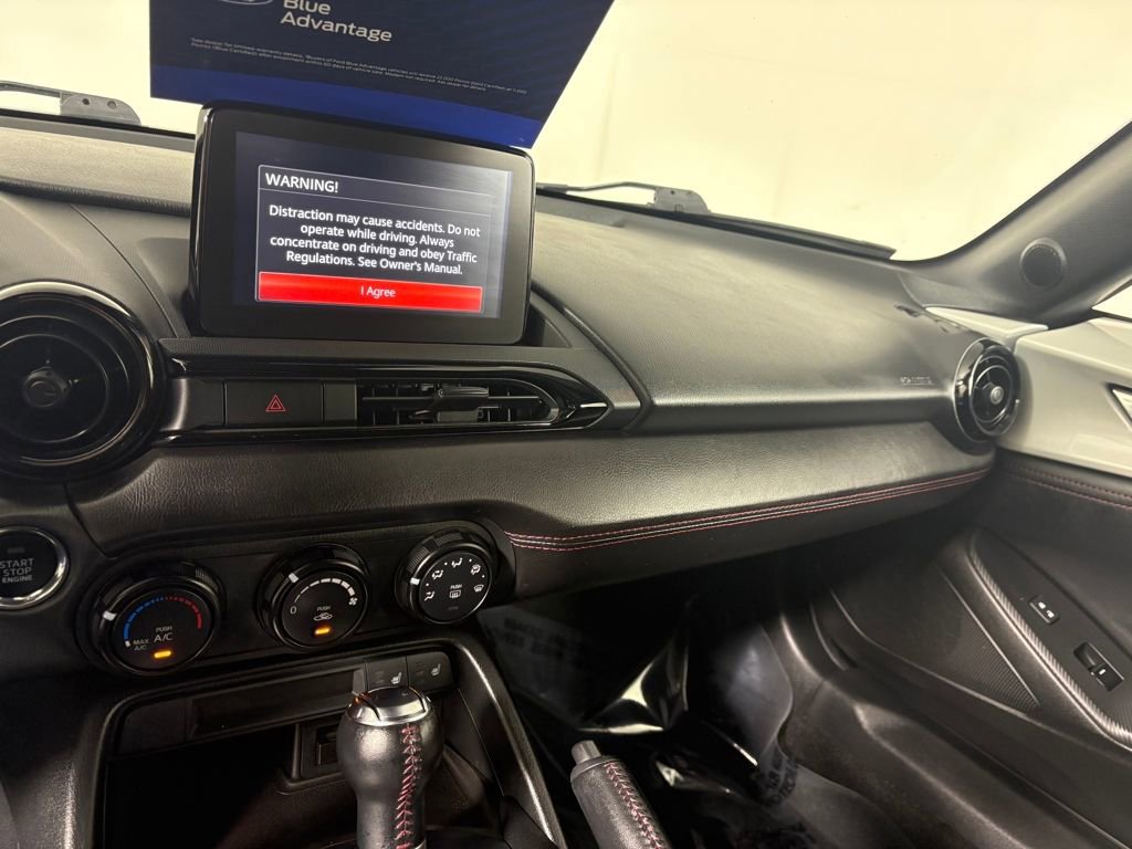 Used 2018 MAZDA MX-5 Miata Club image 25