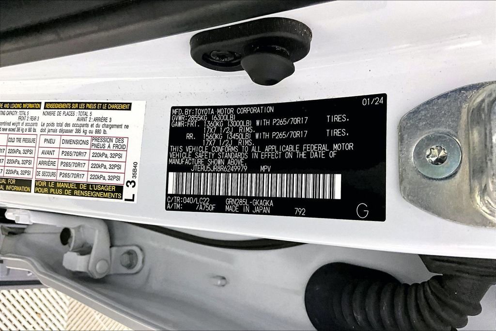 Used 2024 Toyota 4Runner TRD Off-Road Premium image 26