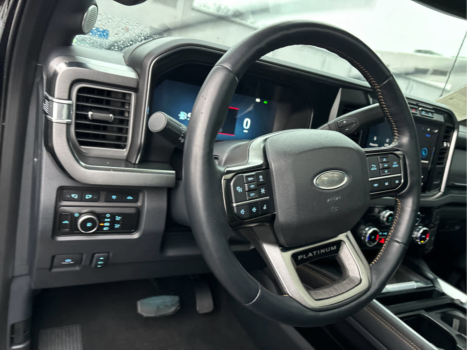 Certified 2024 Ford F350 Platinum w/ FX4 Off-Road Package image 13