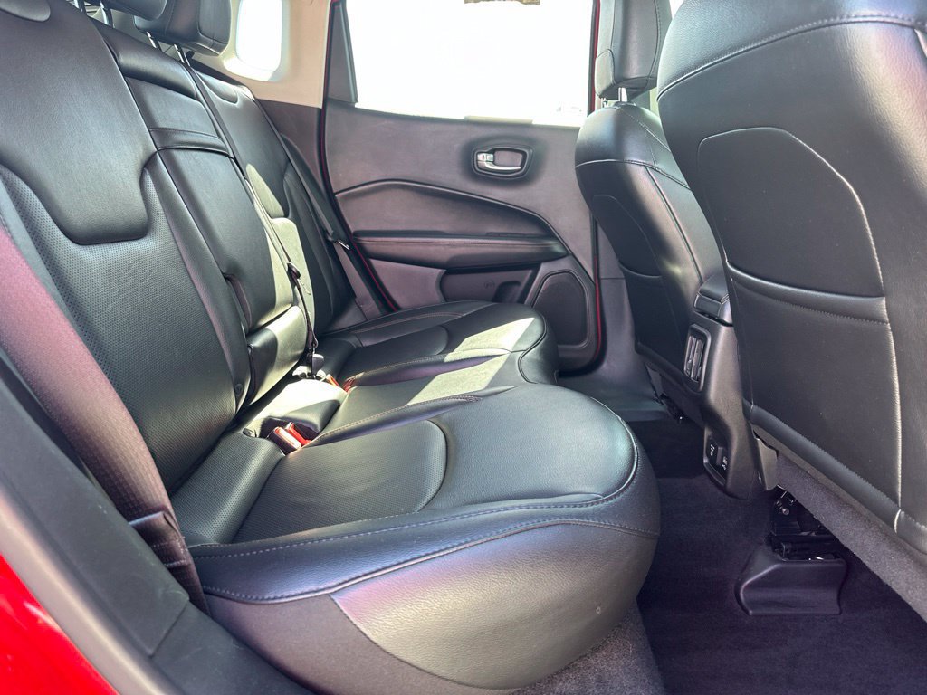 Used 2019 Jeep Compass Limited AWD/4WD image 29
