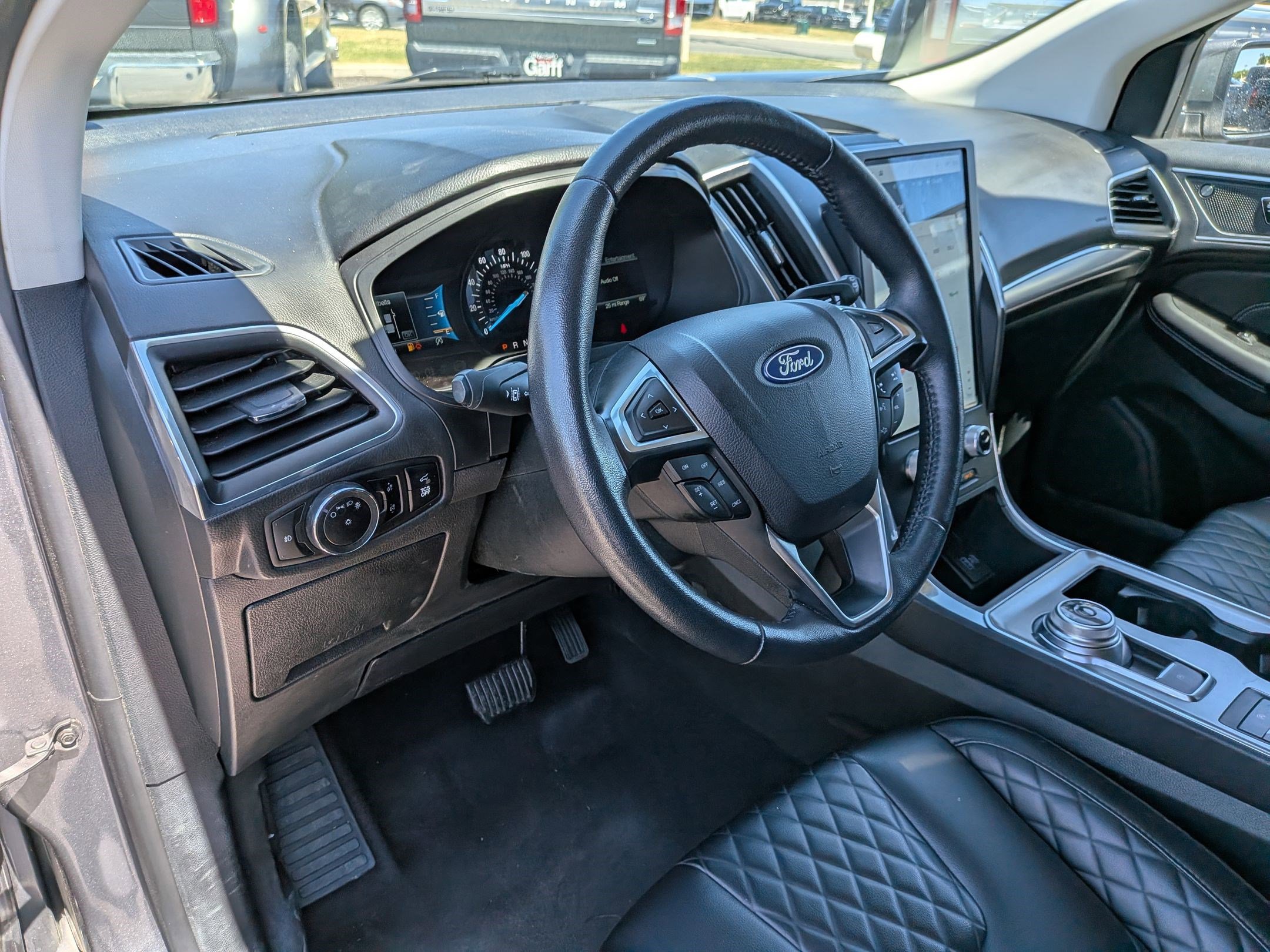 Certified 2024 Ford Edge Titanium AWD/4WD image 17