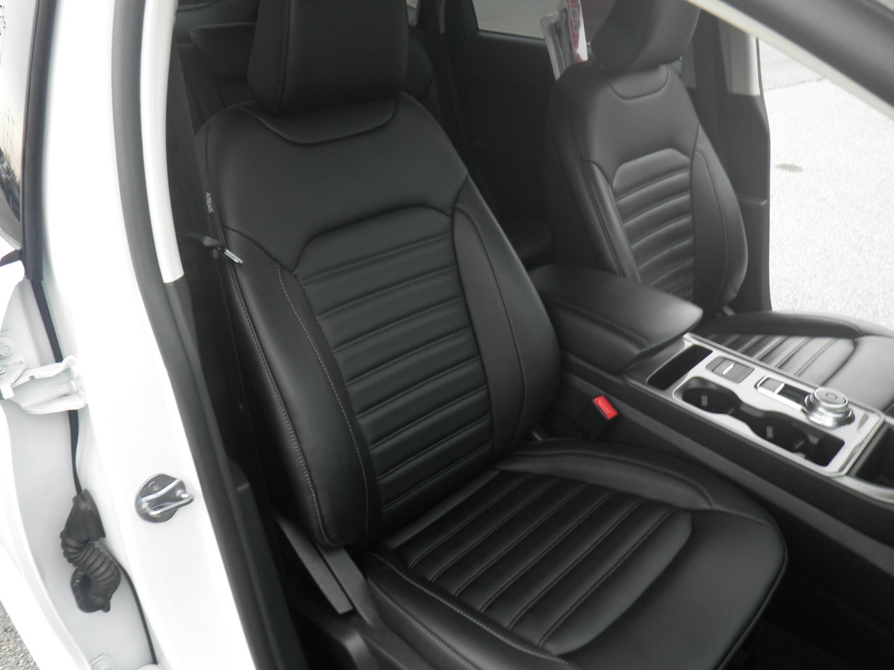 Certified 2024 Ford Edge SEL w/ Convenience Package AWD/4WD image 23