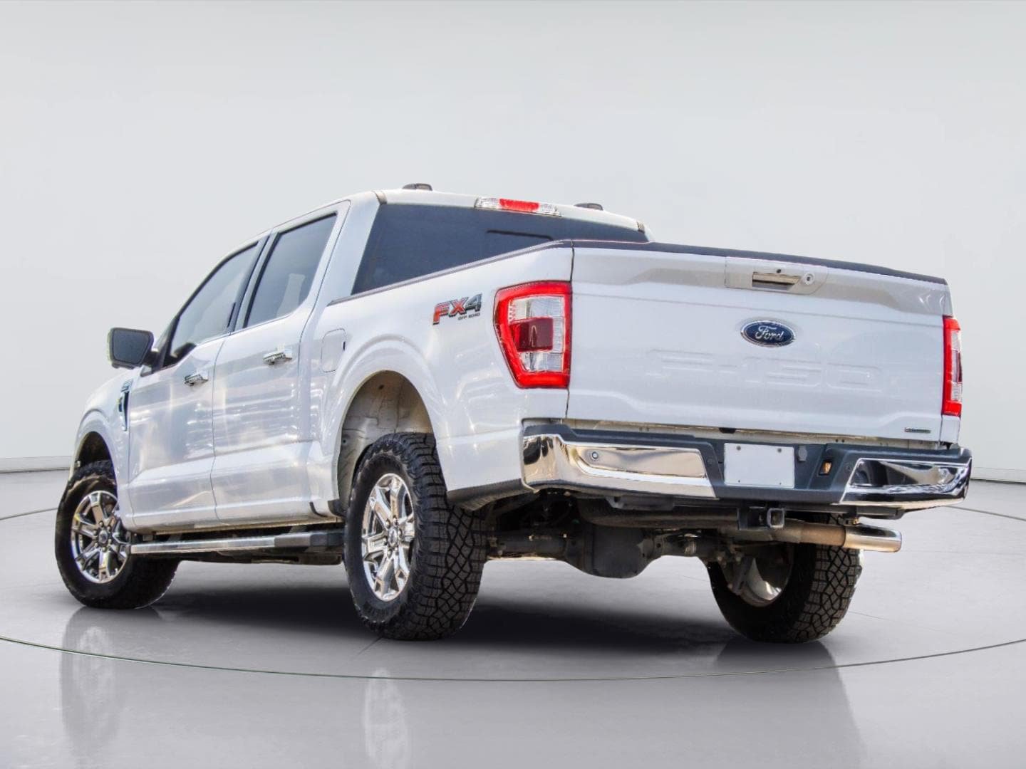 Certified 2023 Ford F150 Lariat w/ Trailer Tow Package AWD/4WD image 3