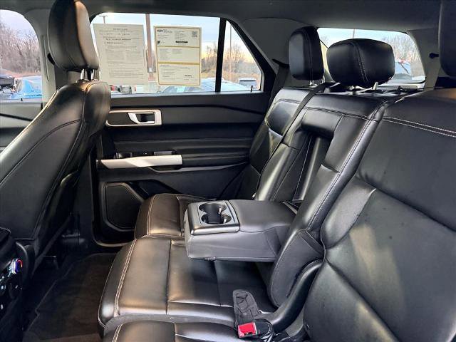 Certified 2022 Ford Explorer XLT w/ Equipment Group 202A image 26