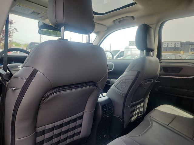 Certified 2025 Ford Bronco Sport Badlands w/ Badlands Tech Package AWD/4WD image 24