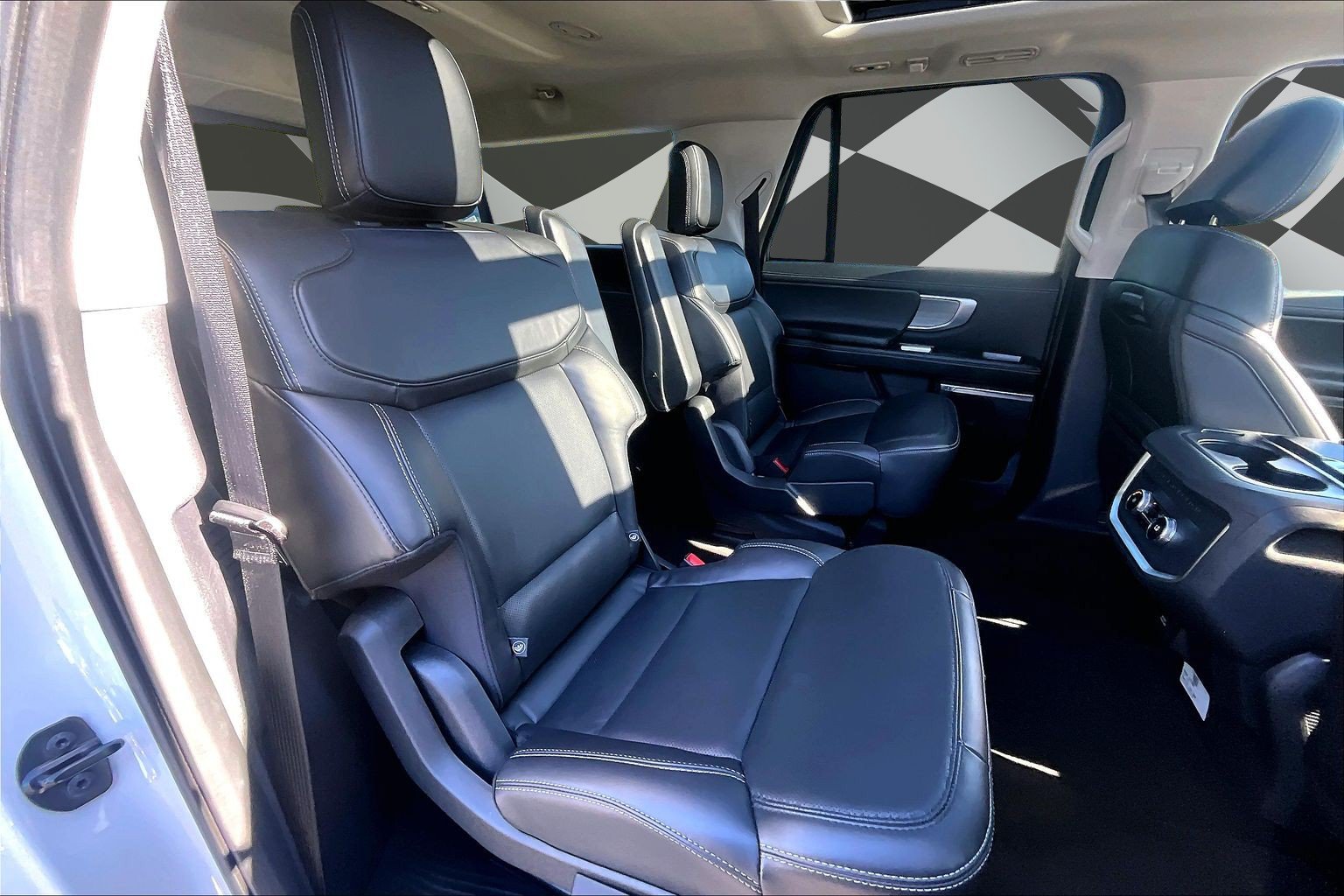 Certified 2025 Ford Expedition Max Platinum AWD/4WD image 26