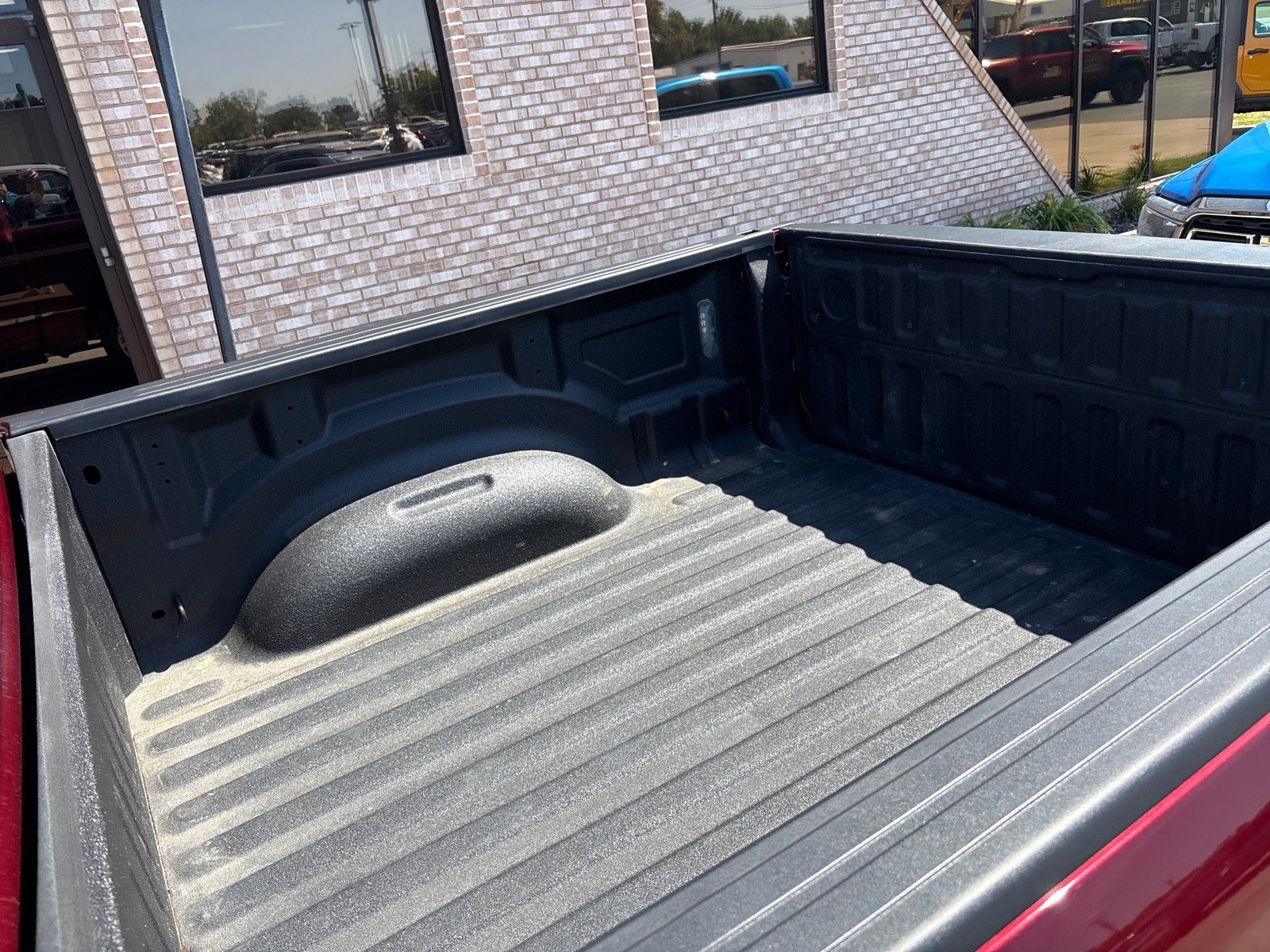 Used 2022 RAM 1500 Limited w/ Body Color Bumper Group AWD/4WD image 17