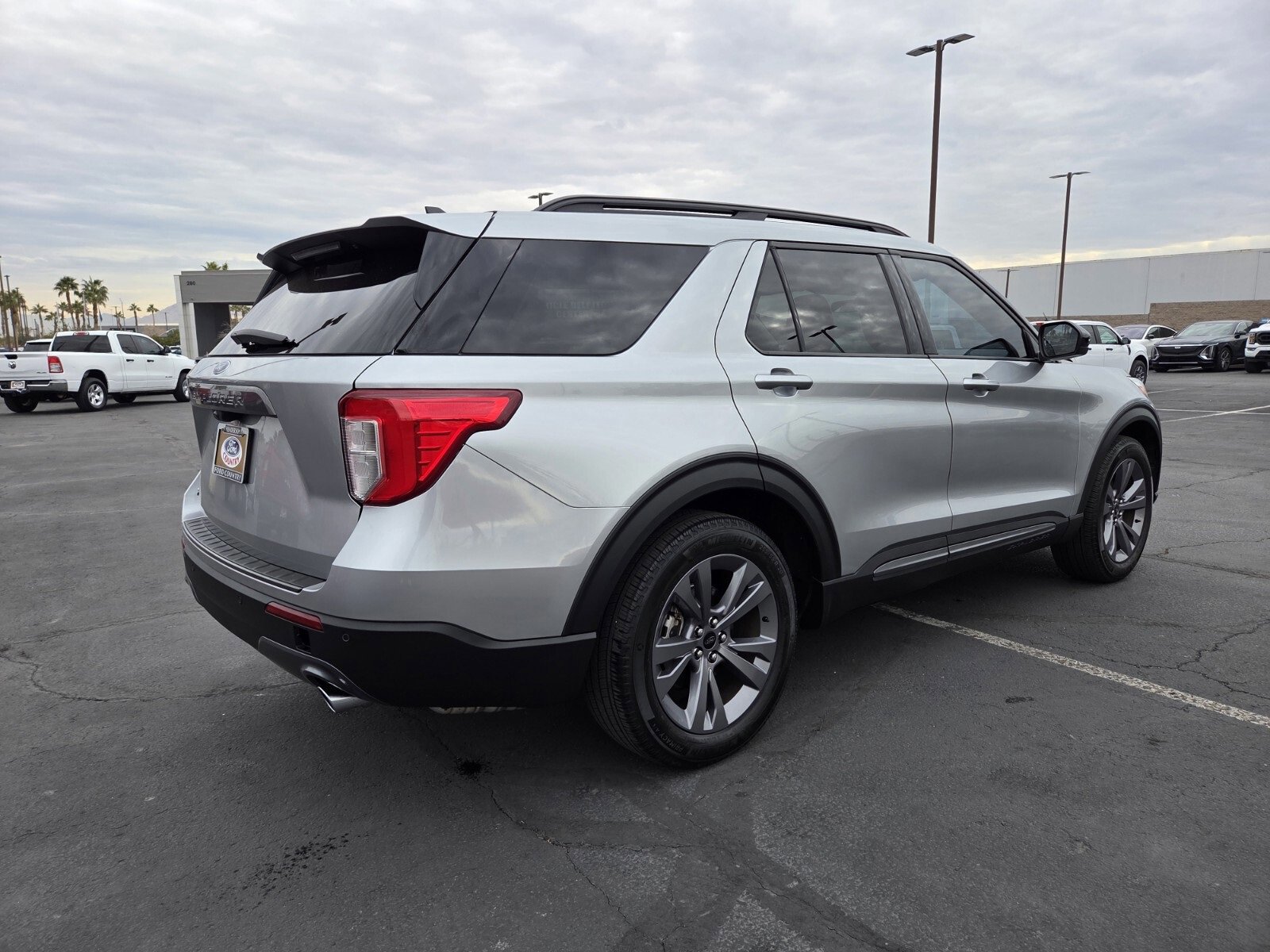 Certified 2023 Ford Explorer XLT w/ Equipment Group 202A image 5