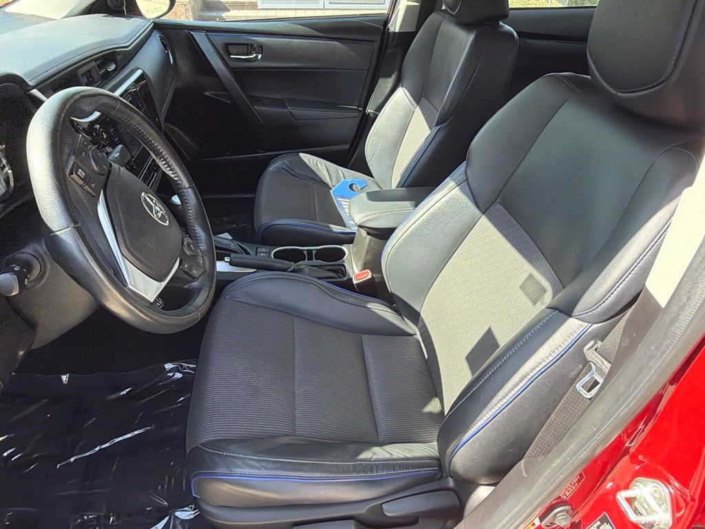 Used 2019 Toyota Corolla SE w/ Carpet Mat Package (TMS) FWD image 21