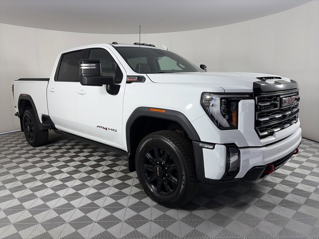 Used 2024 GMC Sierra 3500 AT4 w/ Technology Package image 6