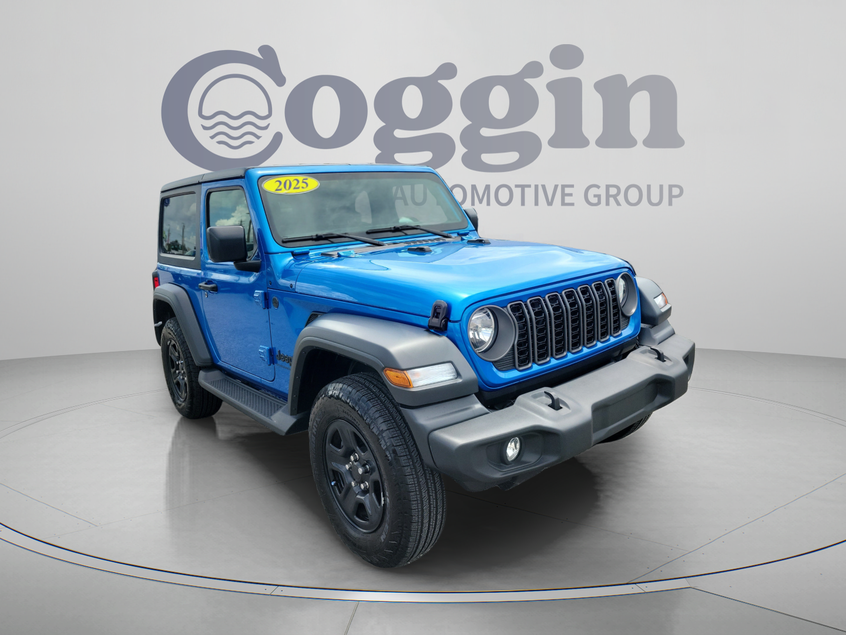 Used 2025 Jeep Wrangler Sport AWD/4WD image 4