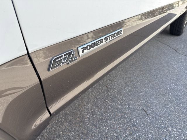 Certified 2022 Ford F350 King Ranch w/ King Ranch Ultimate Package AWD/4WD image 19