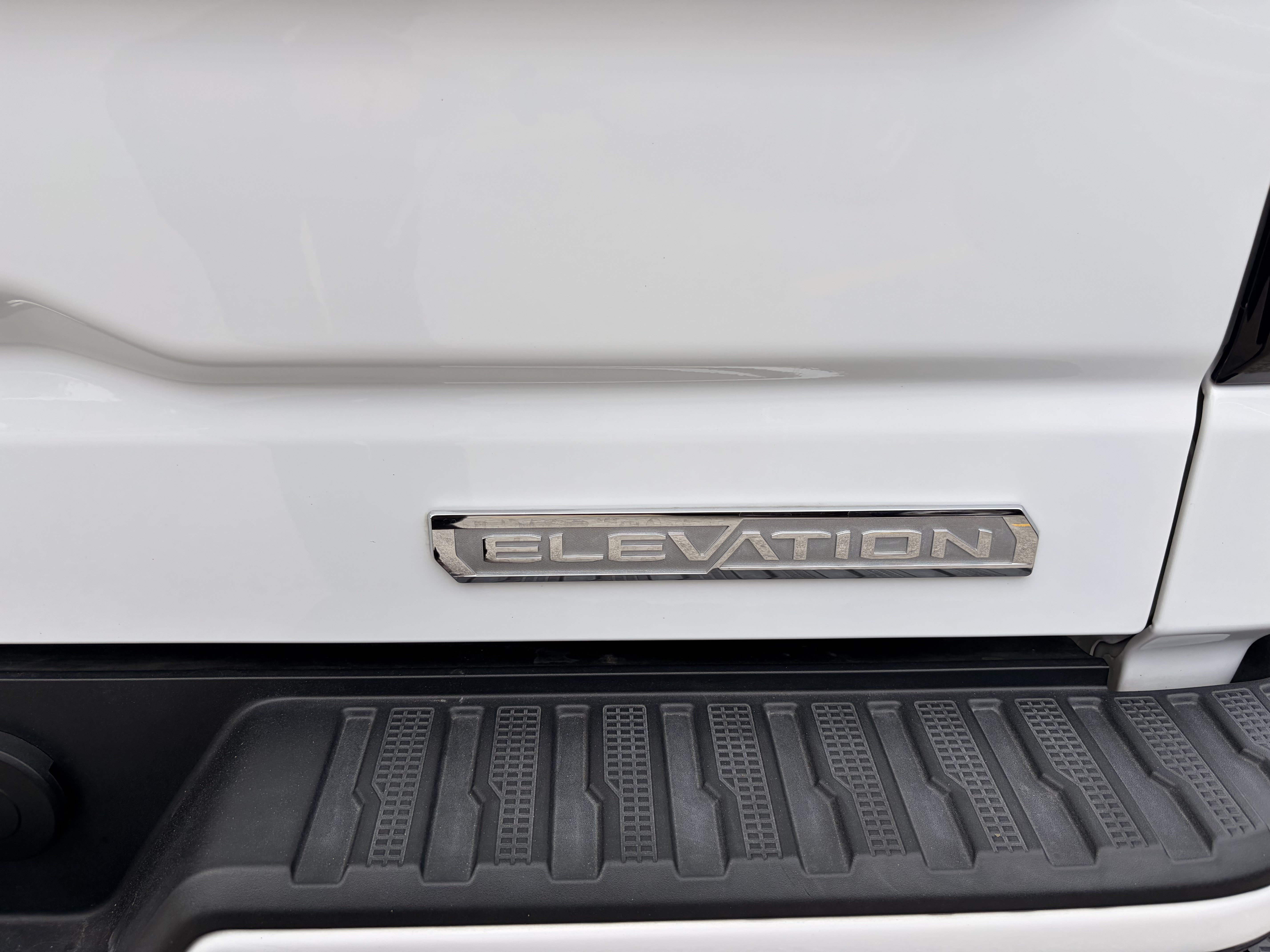 Used 2024 GMC Sierra 1500 Elevation AWD/4WD image 7