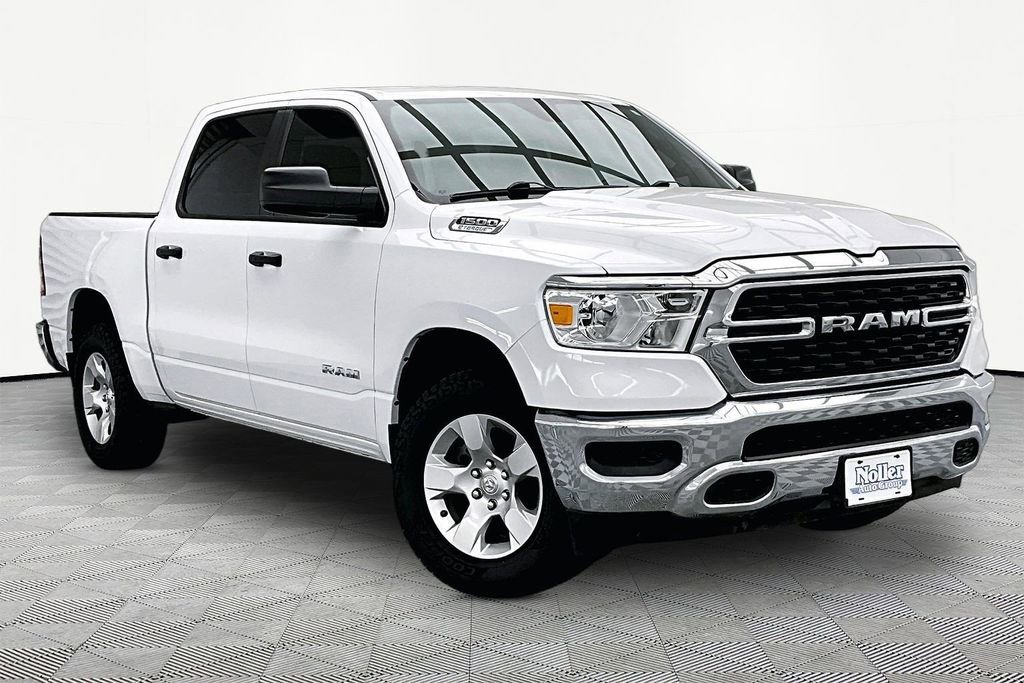 Used 2024 RAM 1500 Big Horn AWD/4WD image 12