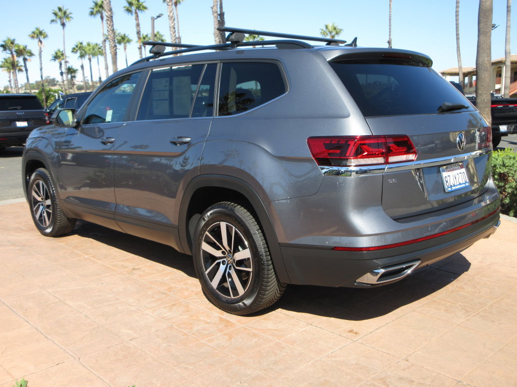 Used 2022 Volkswagen Atlas SE FWD image 2