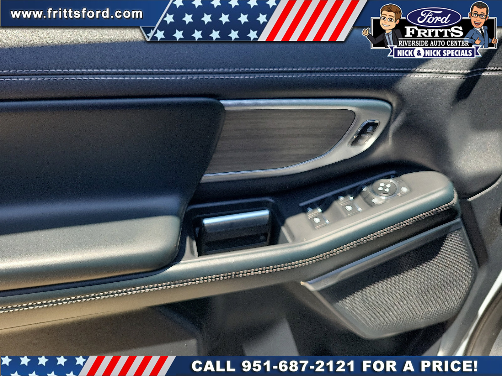 Certified 2025 Ford Expedition Platinum w/ Driver's Package AWD/4WD image 12