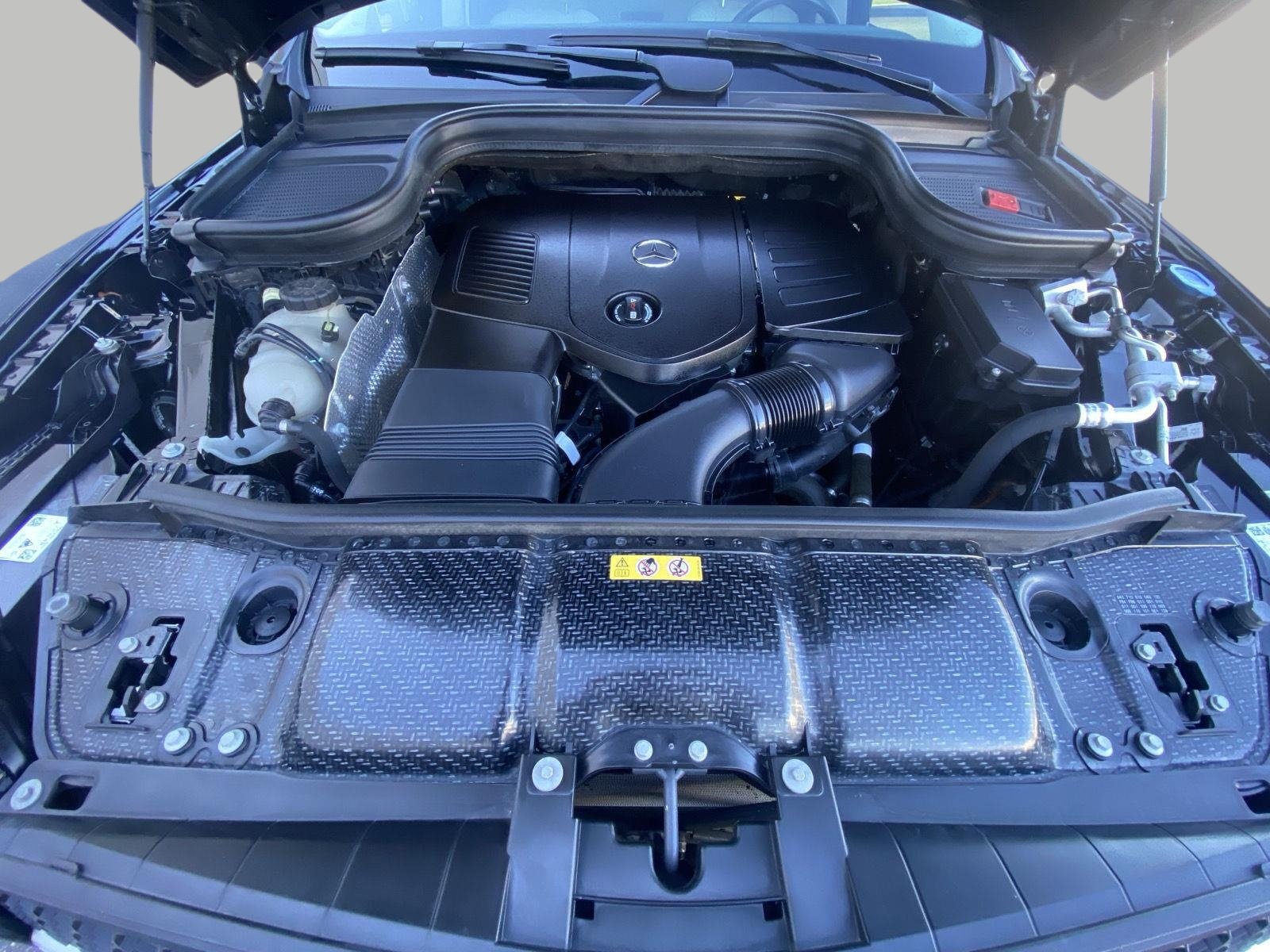 Used 2024 Mercedes-Benz GLE 350 4MATIC image 12